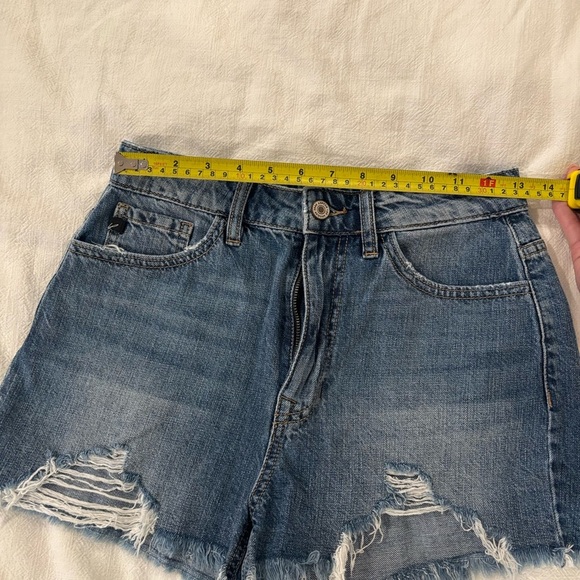 KanCan Ivanna Ultra High Rise Distressed Hem Med Washed Distressed Jean Shorts! - Picture 5 of 7